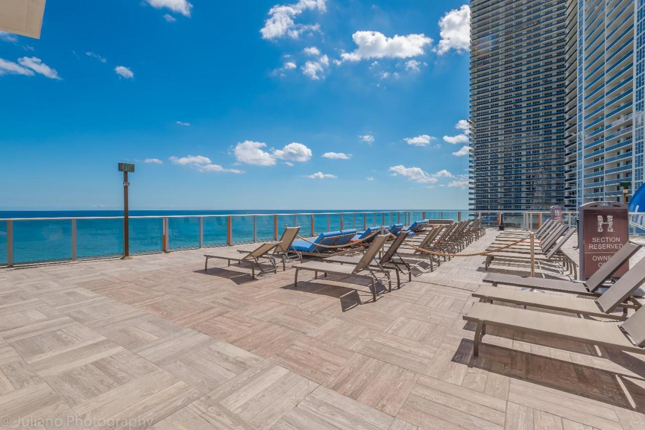 Private Ocean Condos At Hyde Beach Resort & Residences Beverley Beach Buitenkant foto